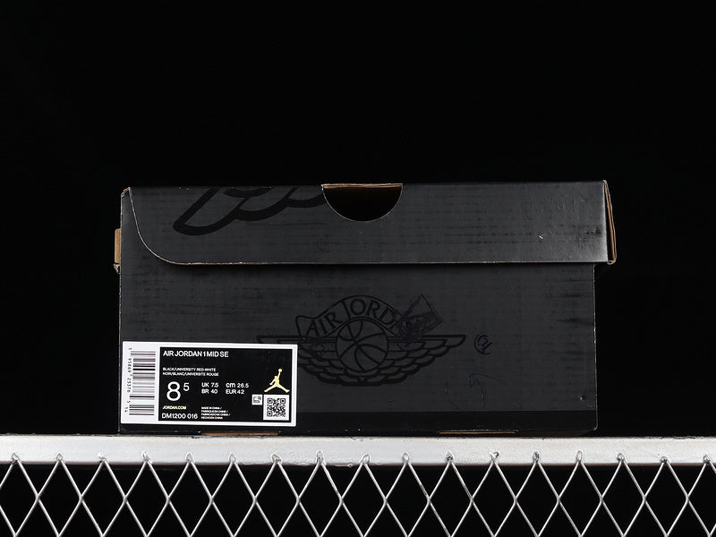 AJ1 Mid