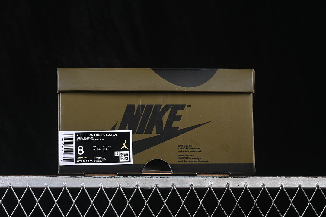 AJ1 Low