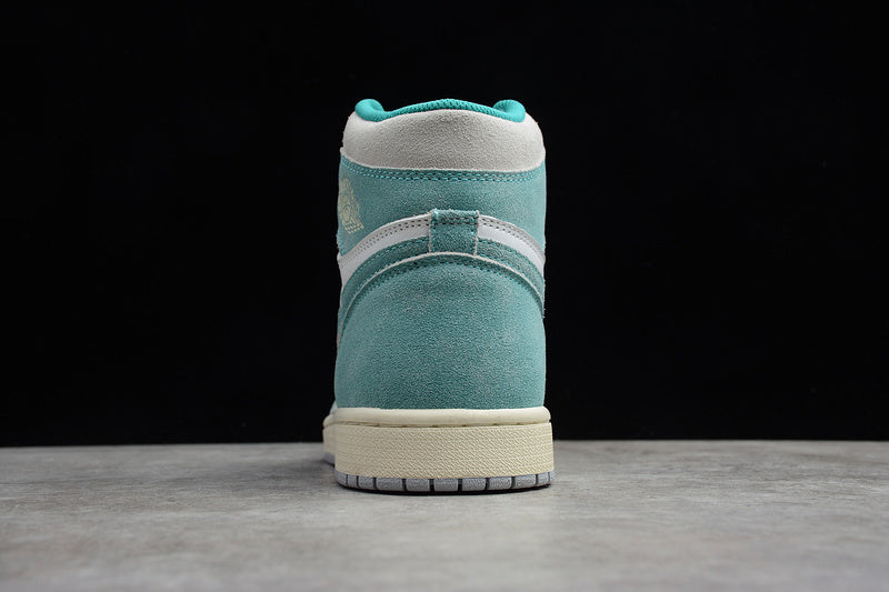 AJ1 High