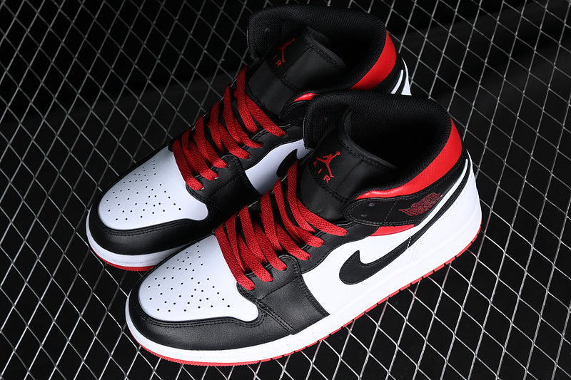 AJ1 Mid