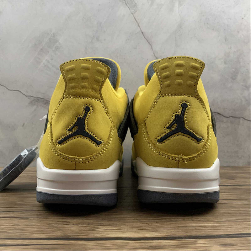 AJ4