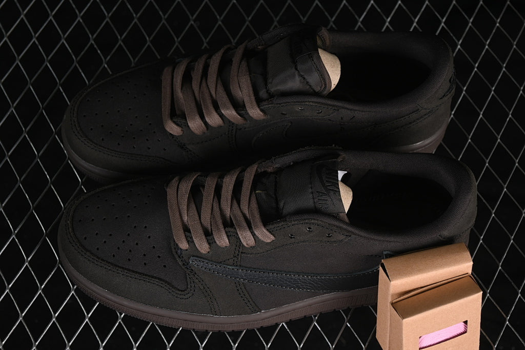 AJ1 Low