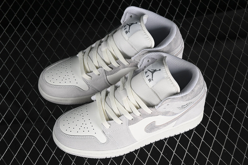 AJ1 Mid