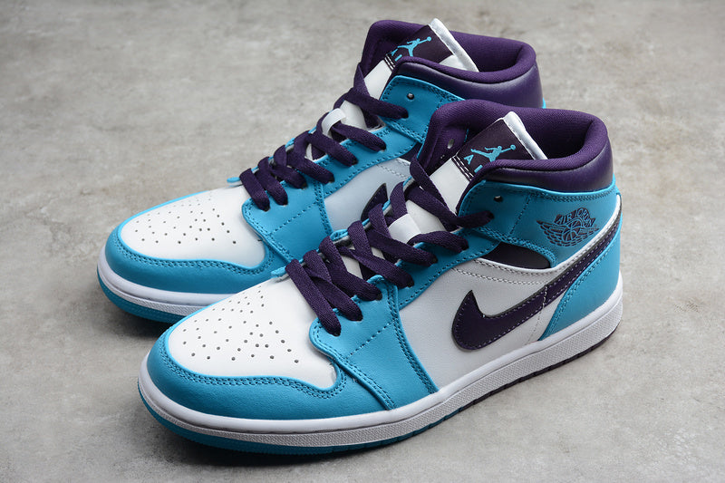 AJ1 Mid