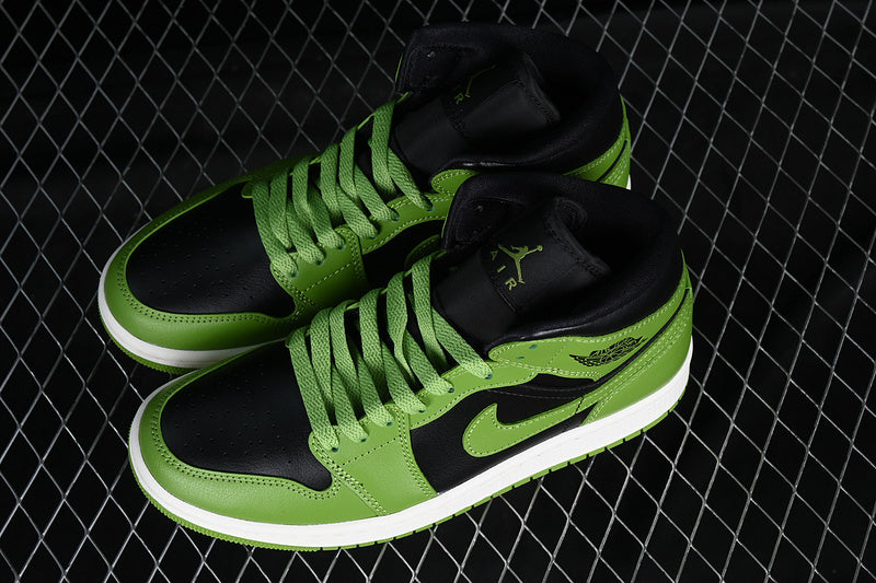 AJ1 Mid