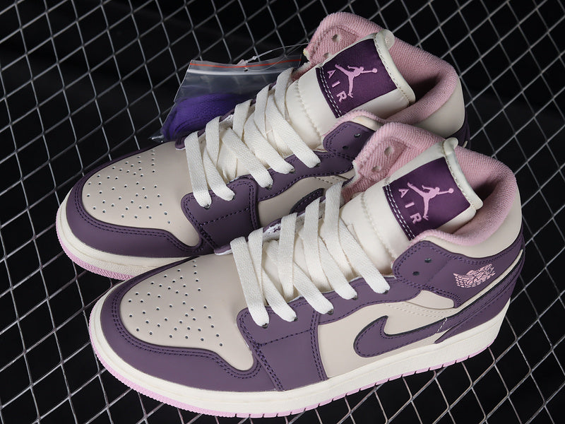AJ1 Mid