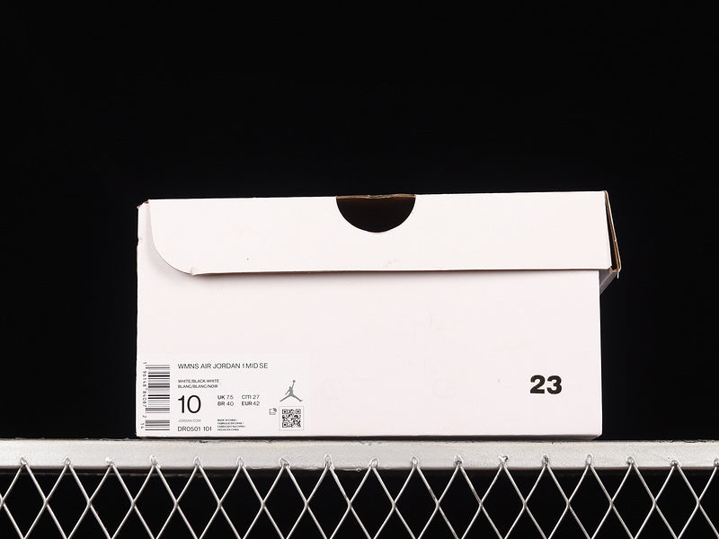 AJ1 Mid