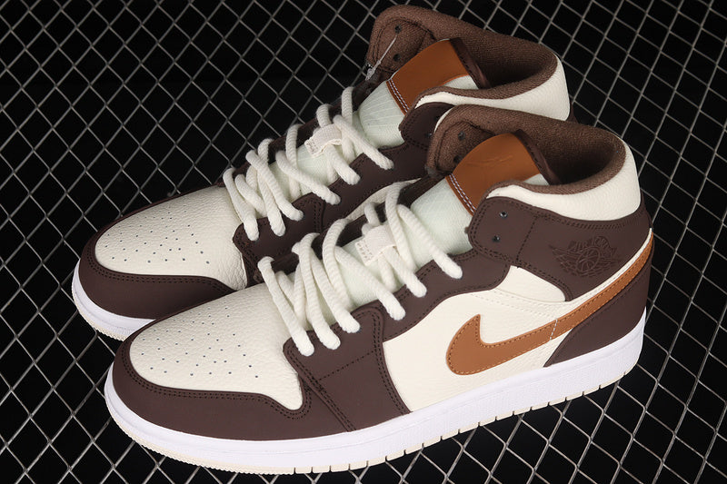 AJ1 Mid