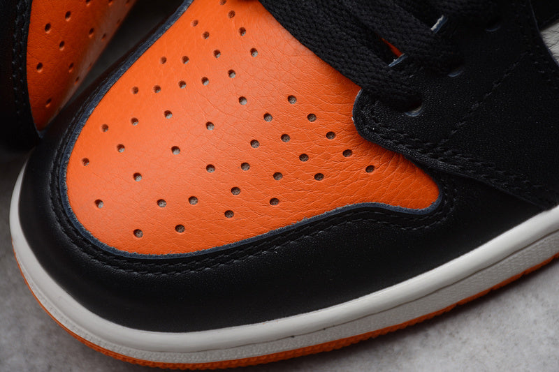 AJ1 High