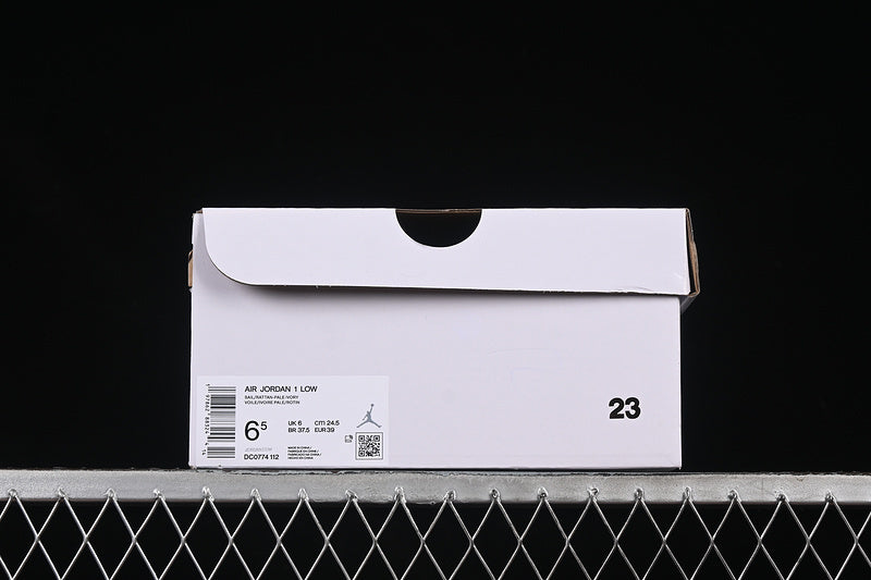 AJ1 Low