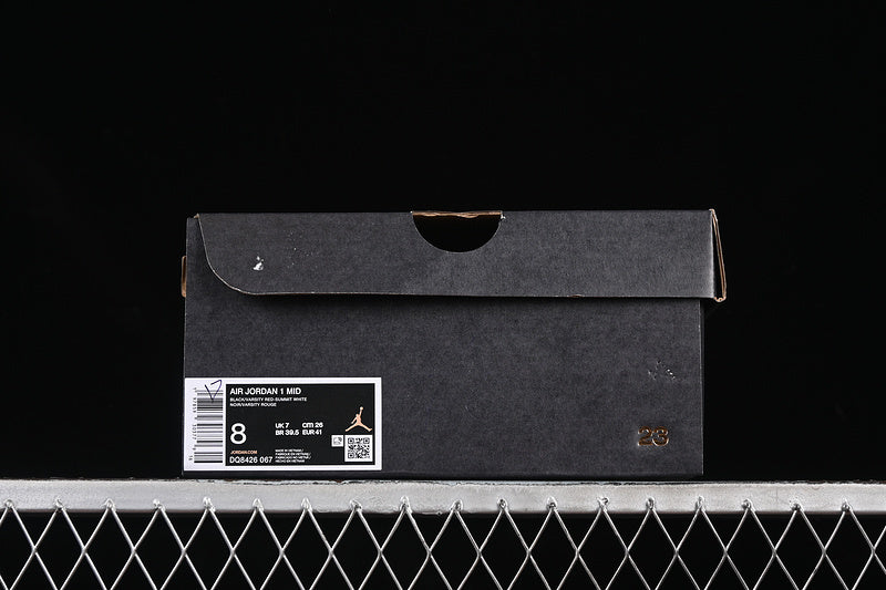 AJ1 Mid