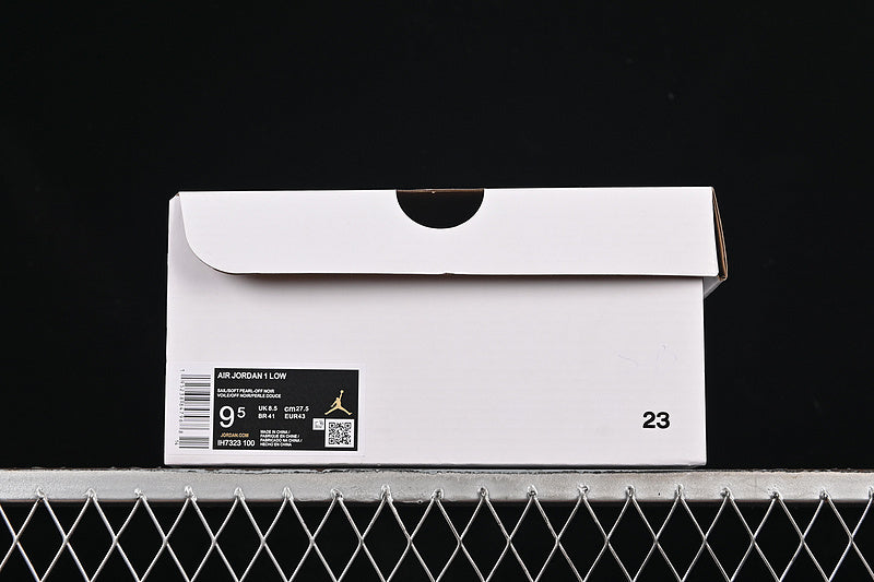 AJ1 Low
