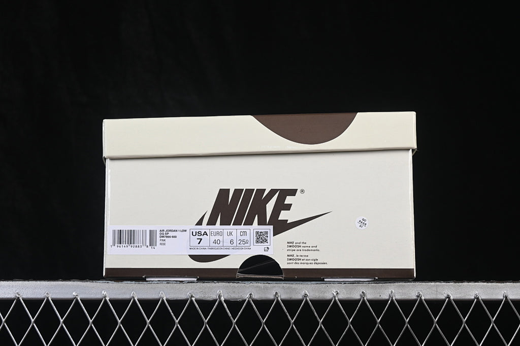 AJ1 Low