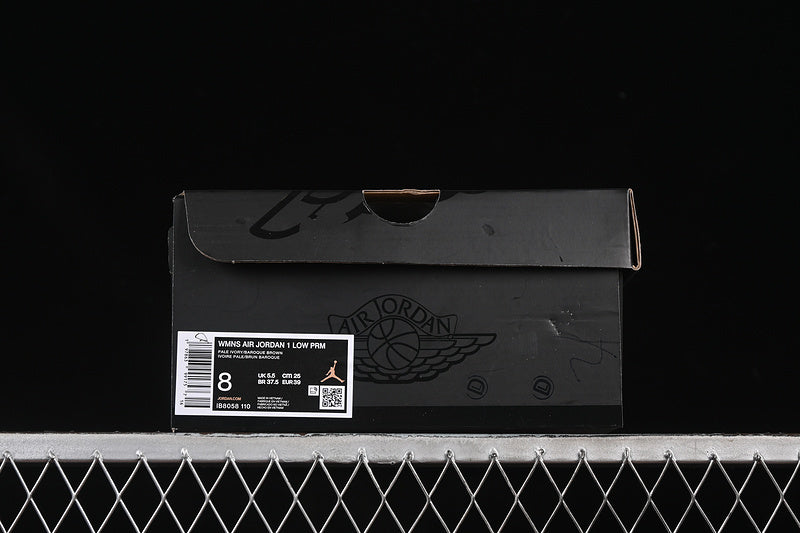 AJ1 Low