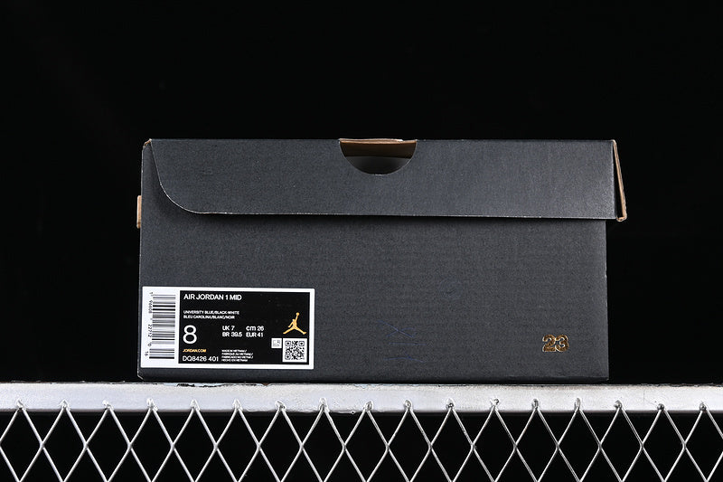 AJ1 Mid