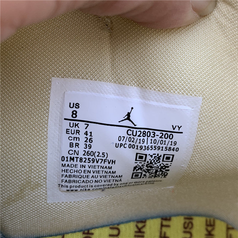 AJ1 Mid