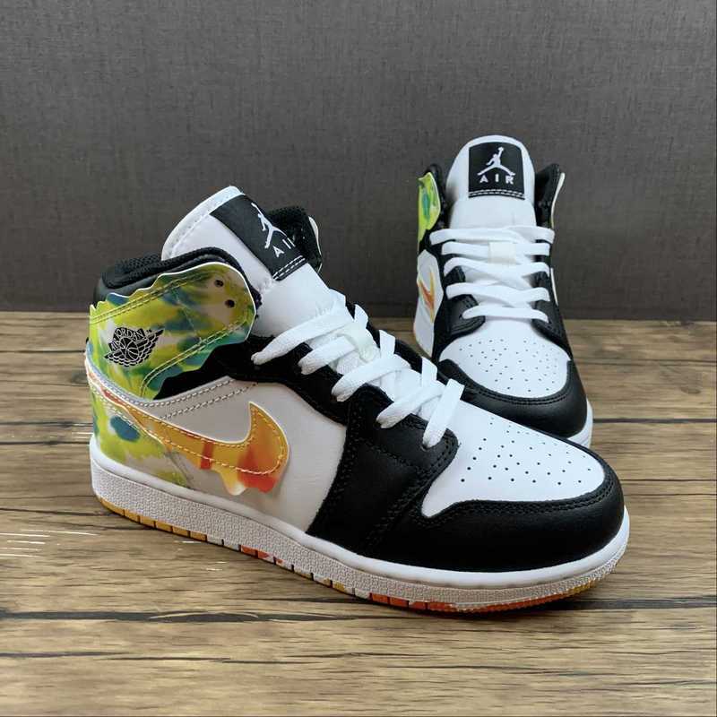 AJ1 Mid