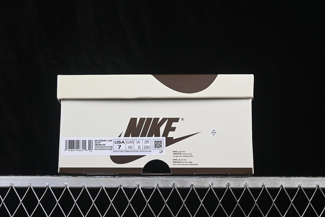 AJ1 Low