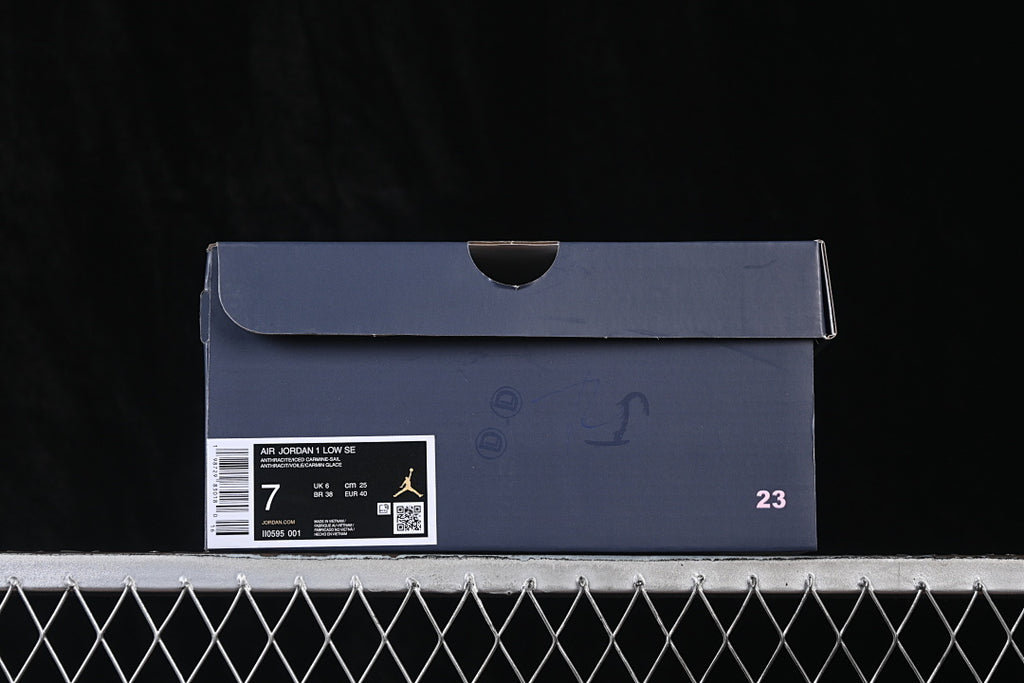 AJ1 Low