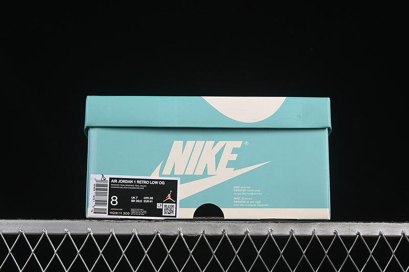 AJ1 Low