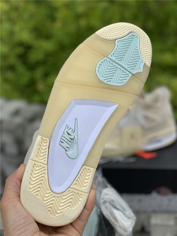 AJ4