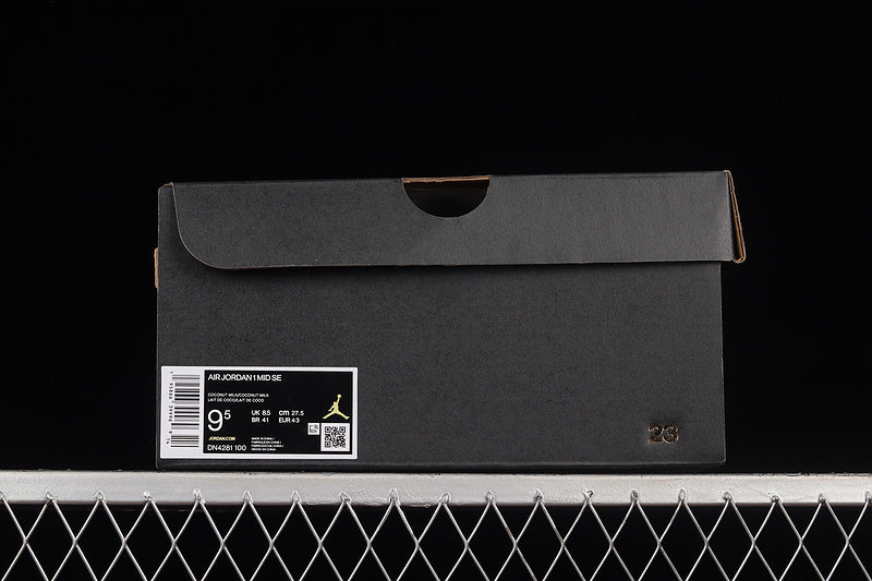 AJ1 Mid