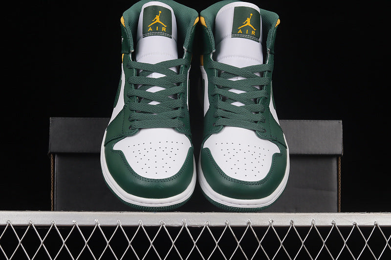 AJ1 Mid