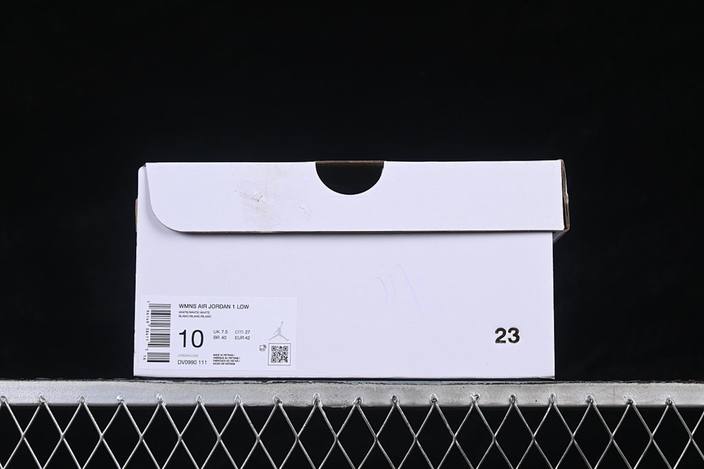 AJ1 Low