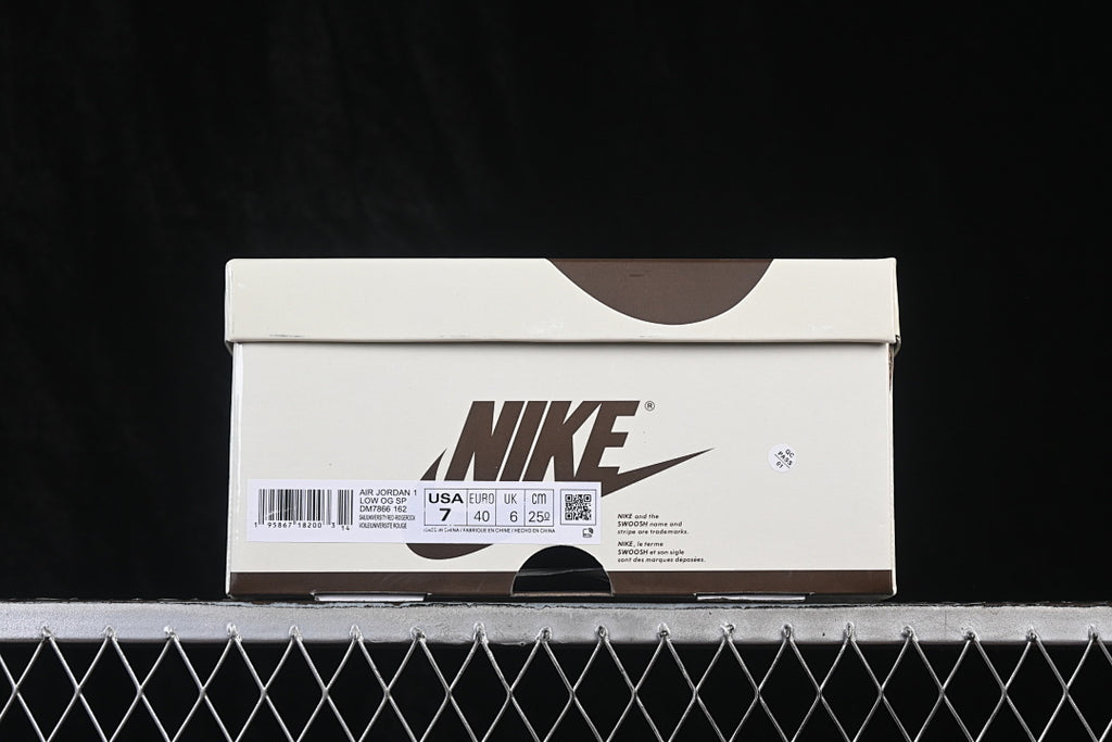 AJ1 Low