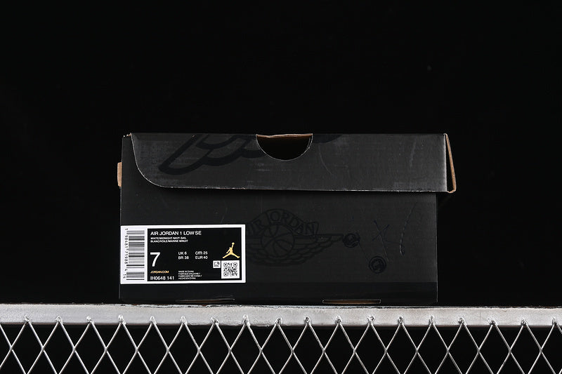AJ1 Low