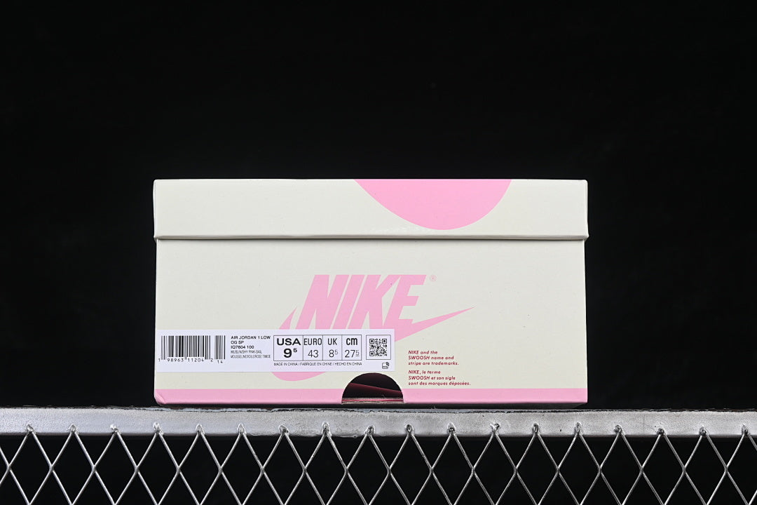 AJ1 Low