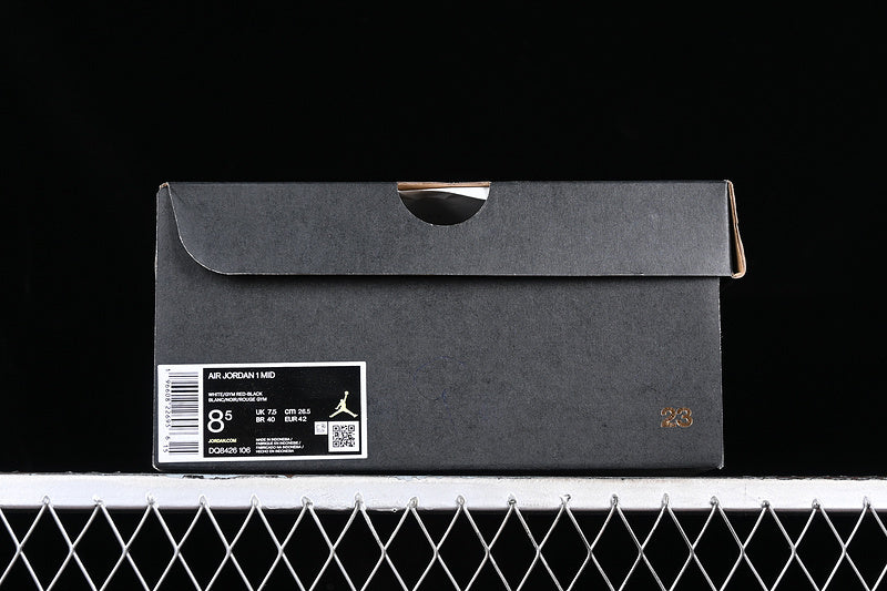 AJ1 Mid