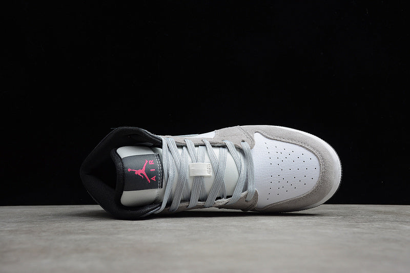 AJ1 Mid