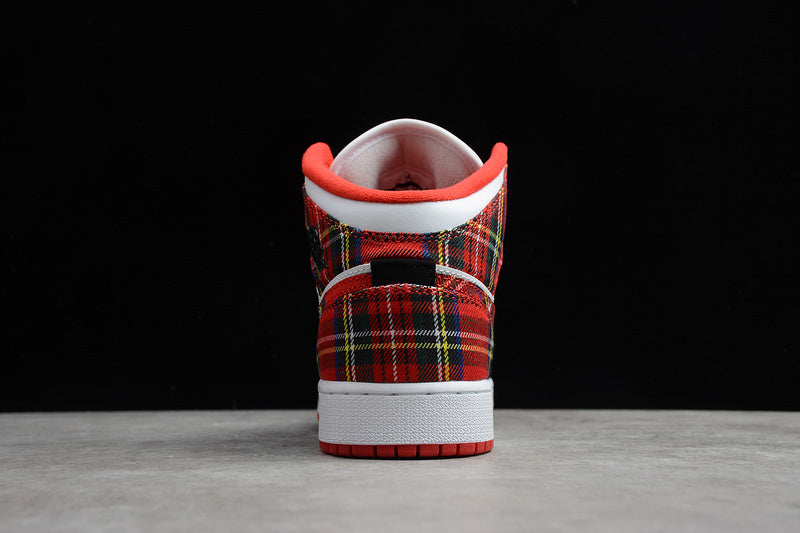 AJ1 Mid