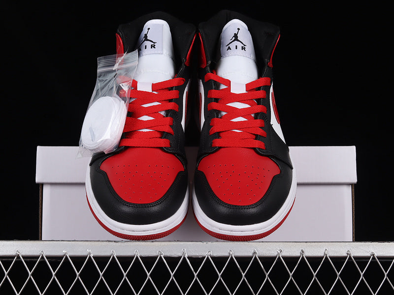 AJ1 Mid