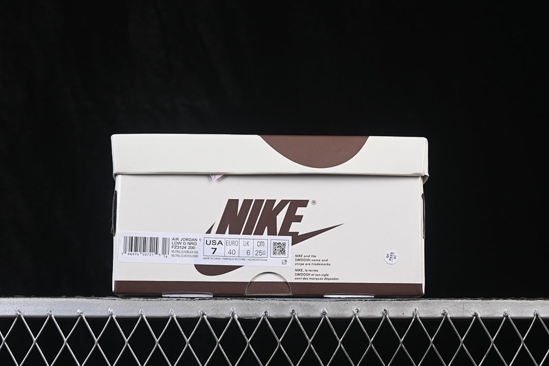 AJ1 Low