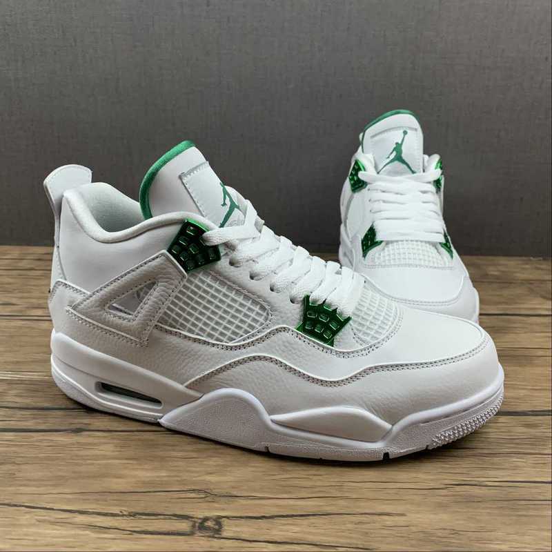 AJ4