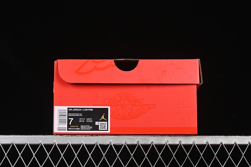 AJ1 Low