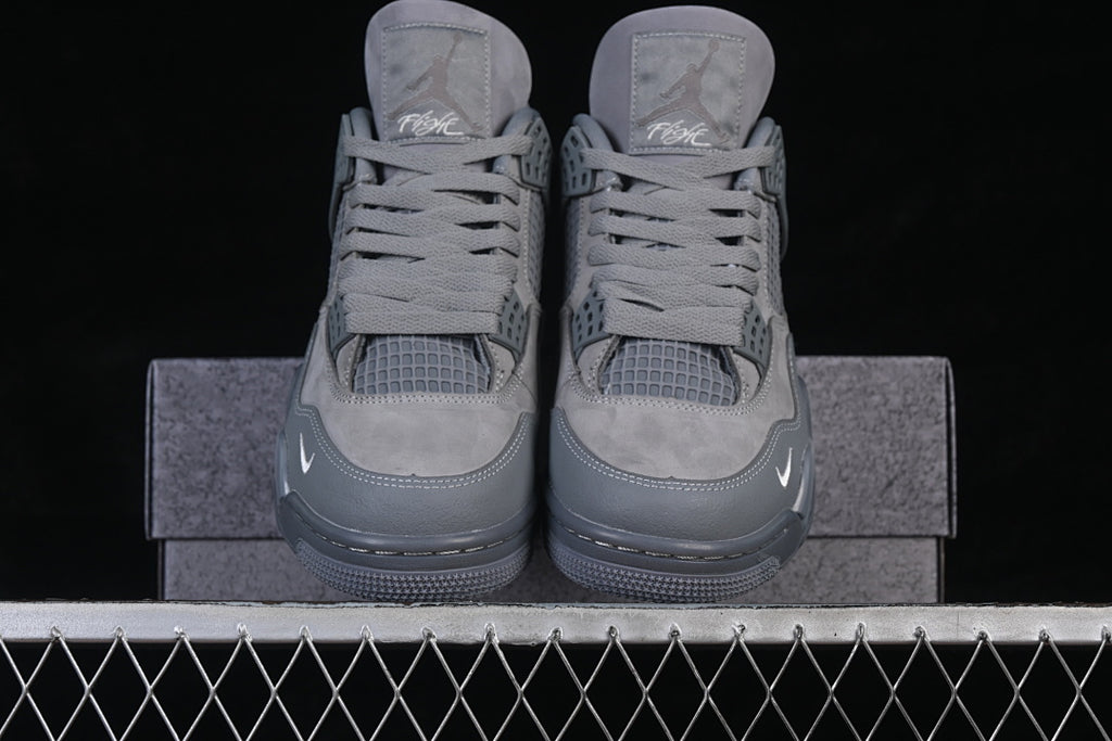 AJ4
