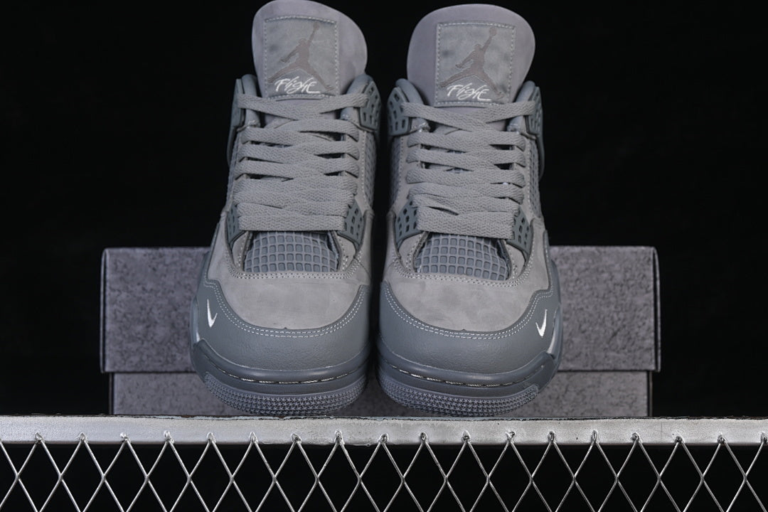 AJ4
