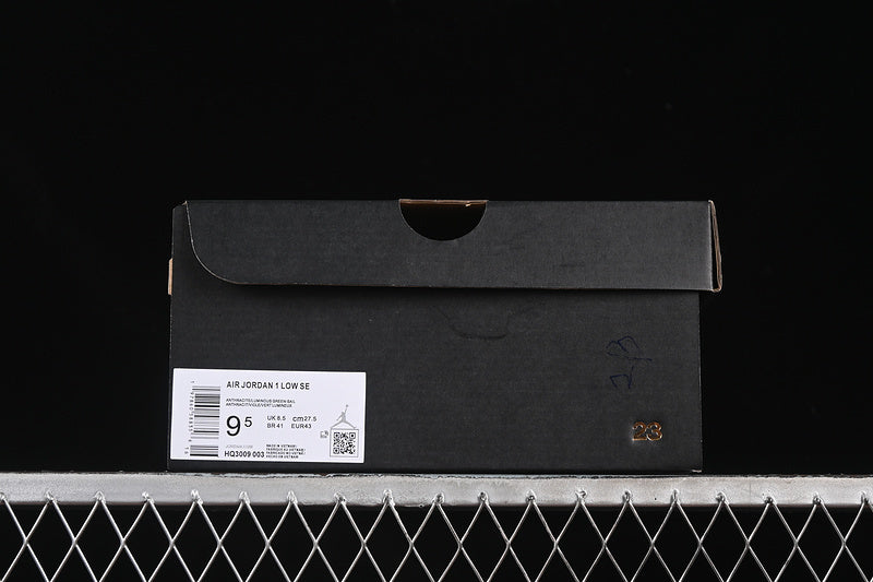 AJ1 Low