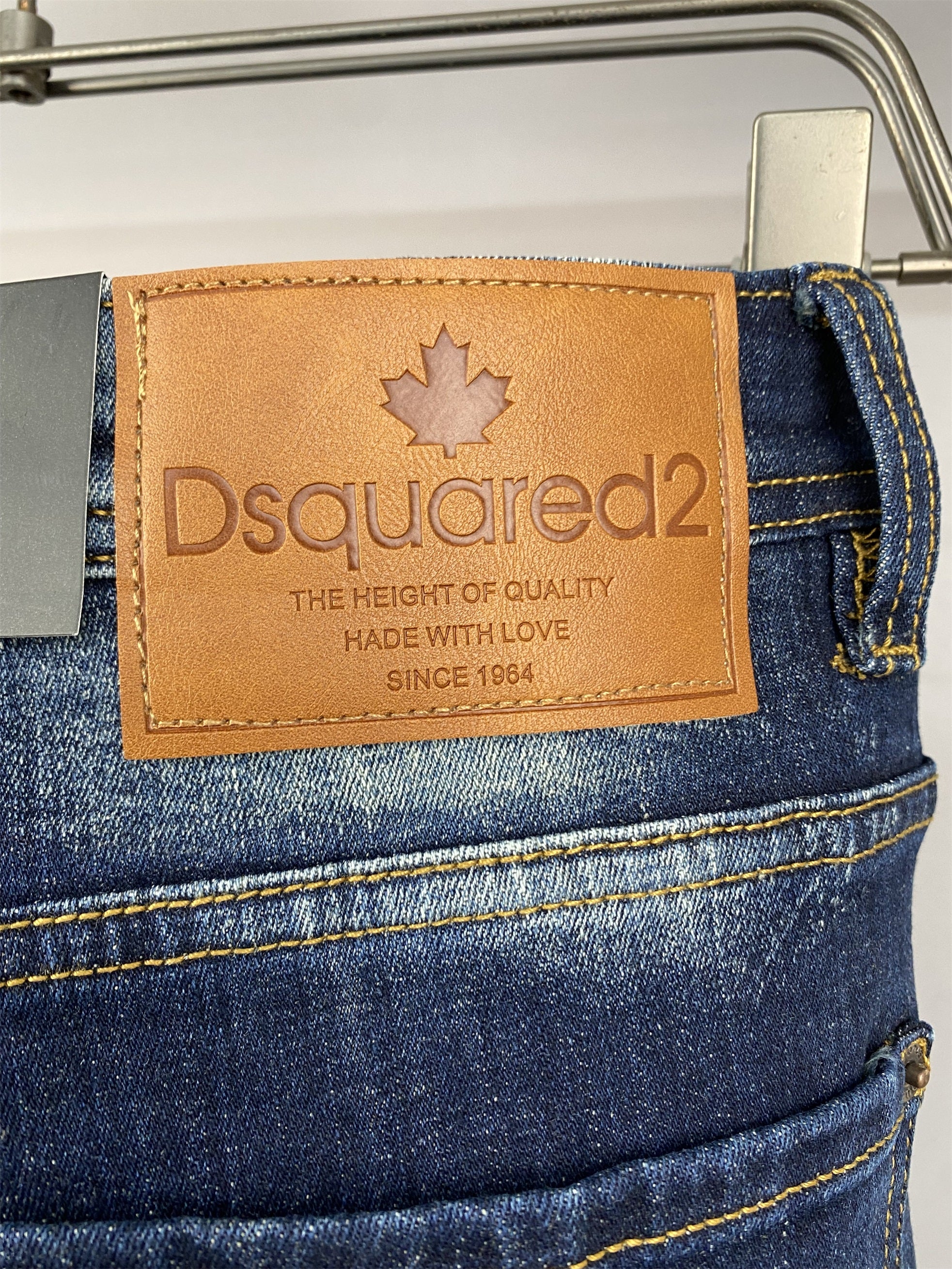 D2 Jeans