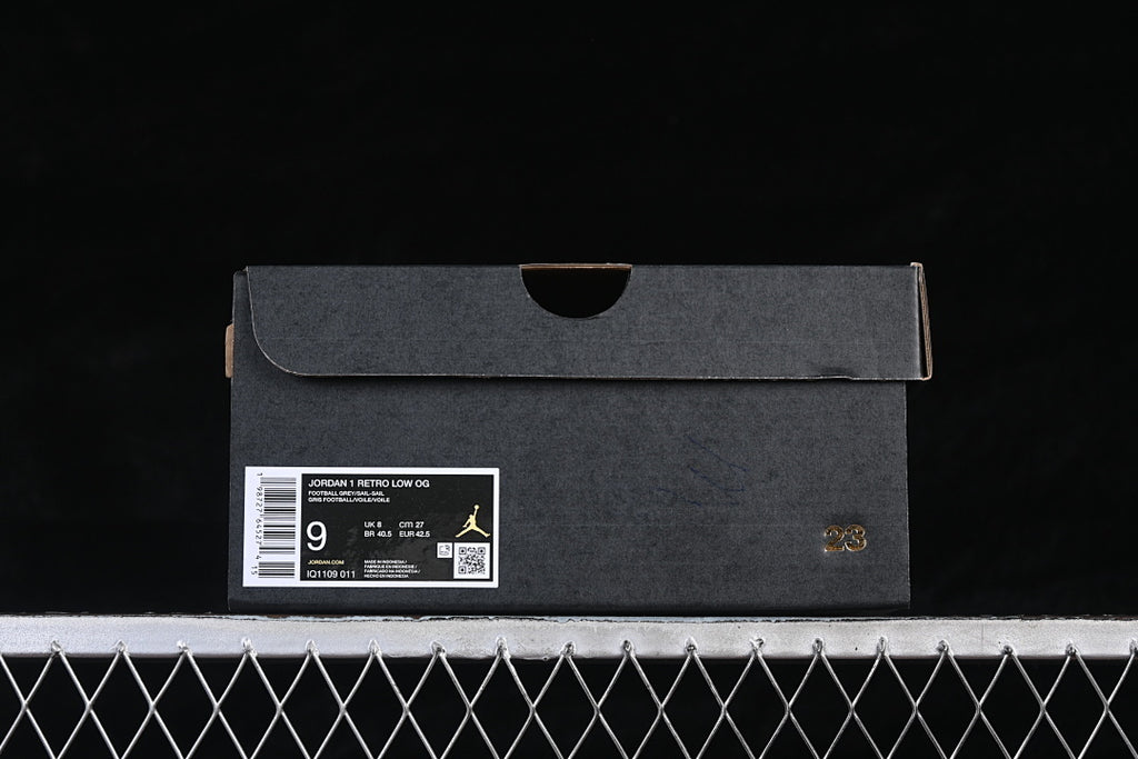 AJ1 Low
