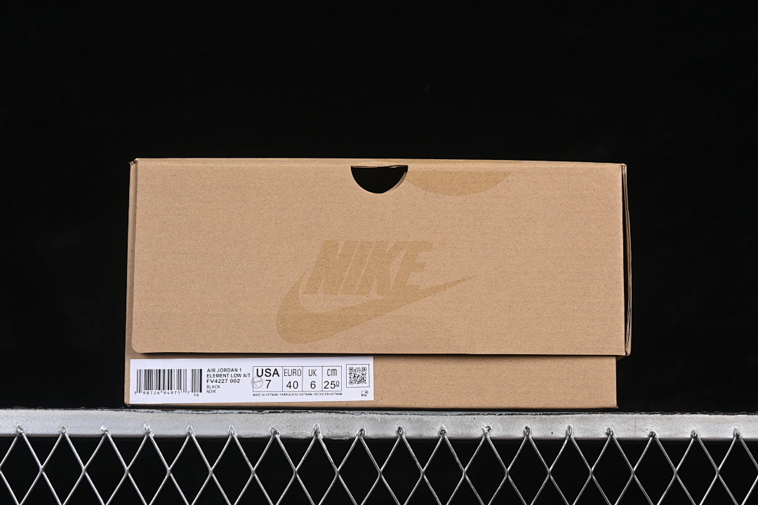 AJ1 Low