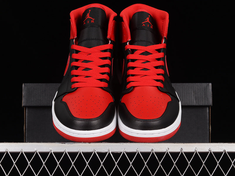 AJ1 Mid