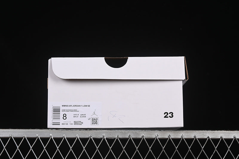 AJ1 Low