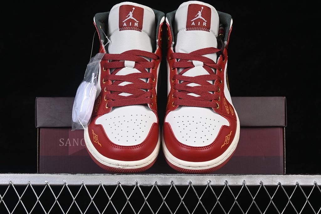 AJ1 Mid