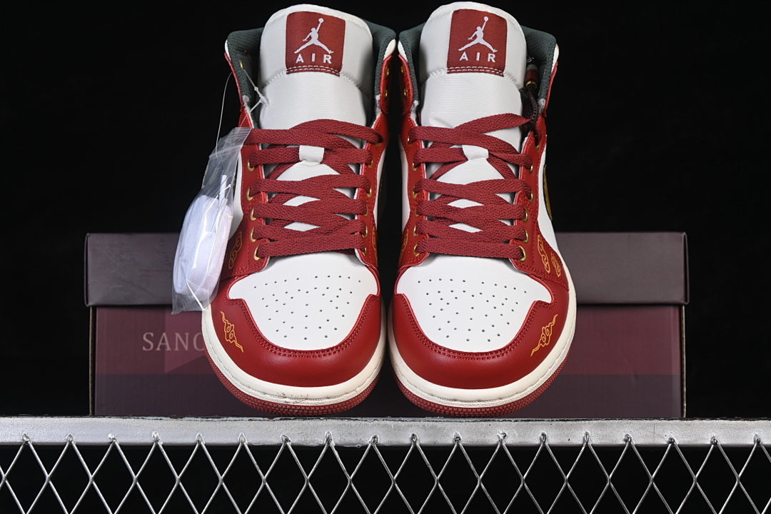 AJ1 Mid