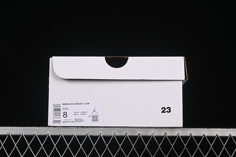 AJ1 Low
