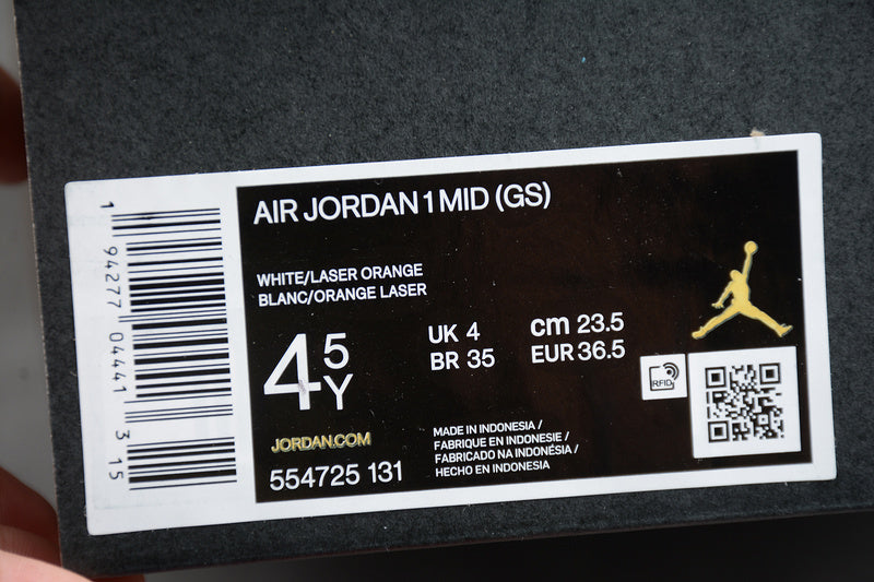 AJ1 Mid